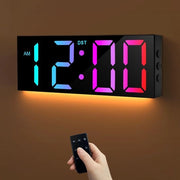Orologio digitale per parete - 12" con RGB regolazione automatica dell'illuminazione, luce notturna, orologio LED per parete 24/12 ore per ufficio, camera da letto, studio e soggiorno