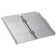 Rampa per Sedia a Rotelle Pieghevole in Alluminio con Bordi Esterni, 61x74x5 cm, Argento