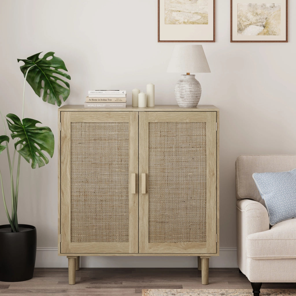 Armadio contenitore a due ante in rattan con maniglie in legno massiccio