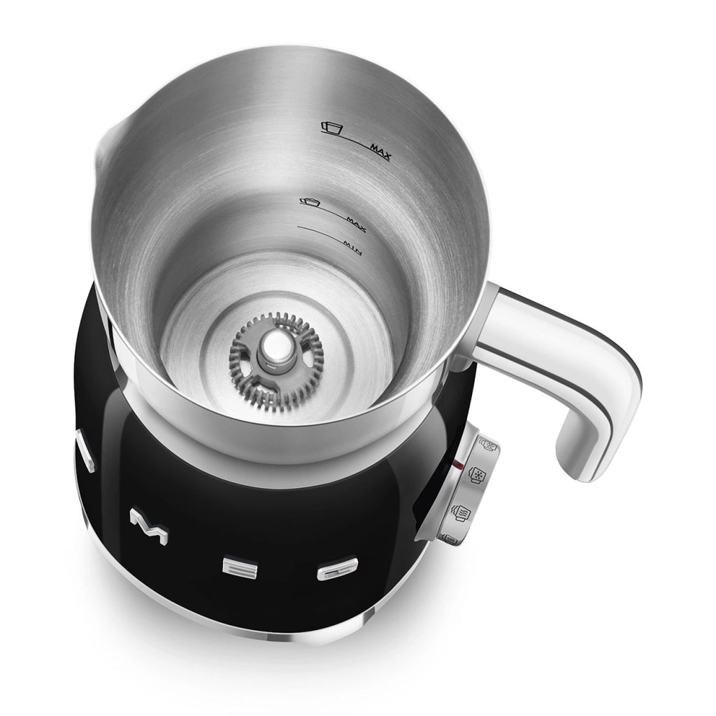 Smeg, montalatte multifunzione mff11bleu, con sistema ad induzione, 6 programmi preimpostati, una funzione manuale, caraffa removibile da 600 ml, tappo misuratore, avvolgicavo integrato, 500w, nero