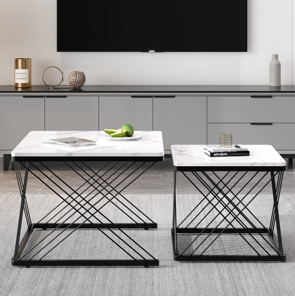 Set 2 tavolini da salotto quadrati con effetto marmo lucido; piedi regolabili; MDF; bianco e nero