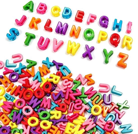Lettere Acriliche Colorate 280 pezzi - 12,5 mm Foro Grande - Acquario Colorato - Crea Gioielli DIY - Adatto per Bracciali/Collane