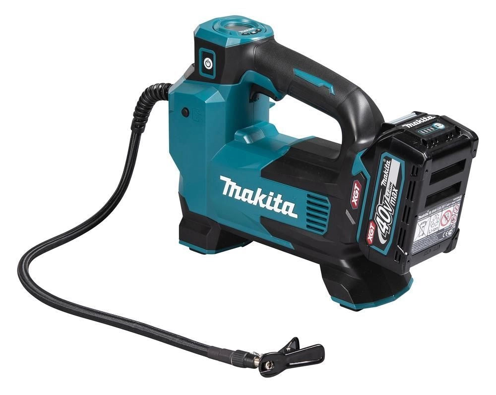 Makita MP001GZ Compressore Portatile a Batteria 40V max 11,1 bar 24 l-min con Display Digitale e Spegnimento Automatico colore Nero Blu