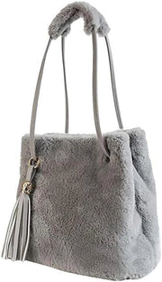 Borsa da donna con pelliccia artificiale in grigio chiaro - Borsa a tracolla con portafoglio morbido - Borsa da 28x23x17cm