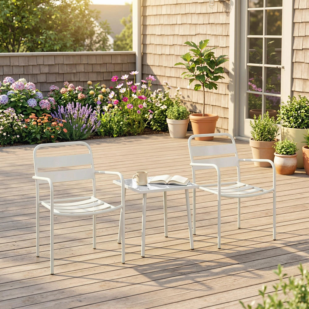 Set Bistr¨° 3 pezzi: tavolino in vetro e 2 sedie, arredo esterno bianco.