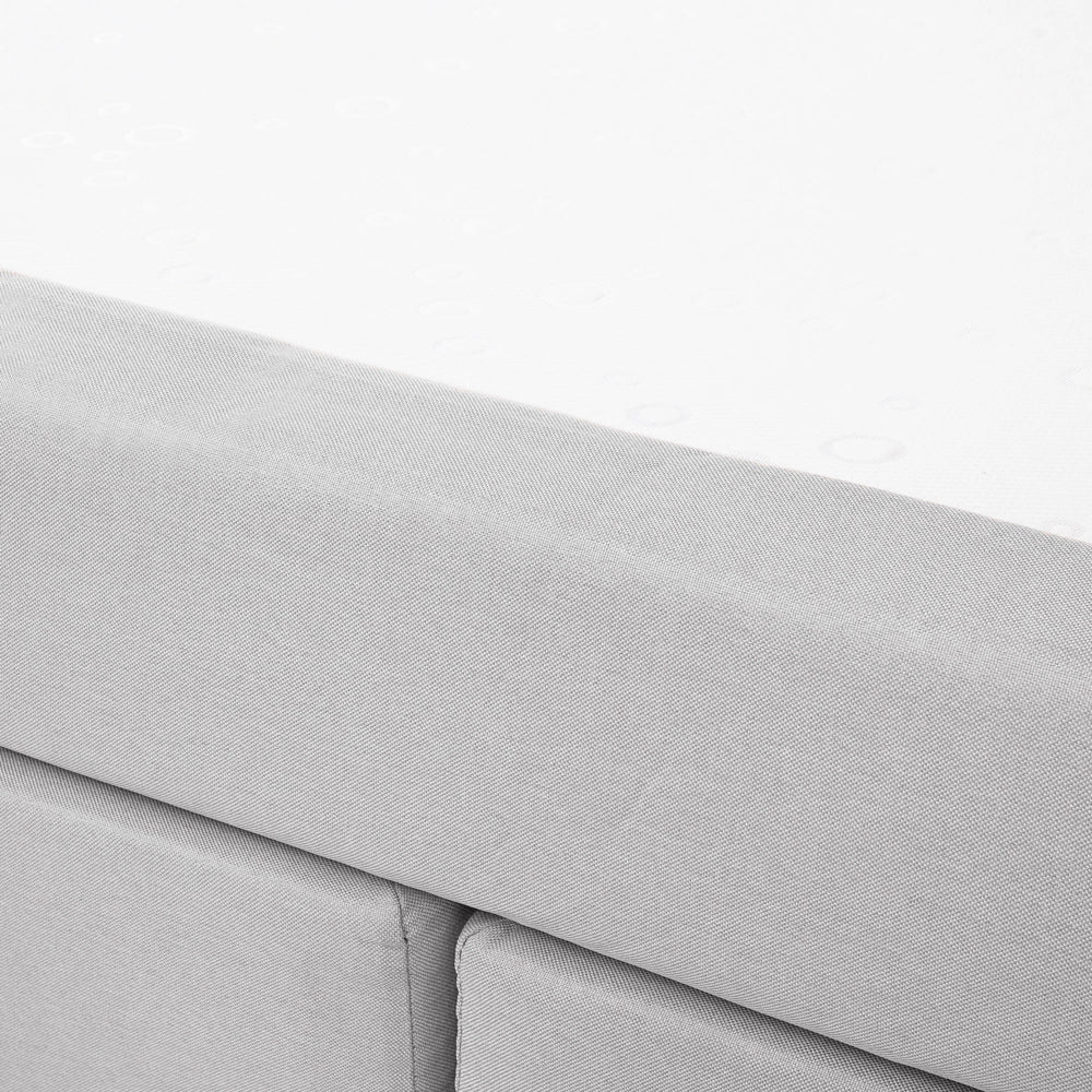 Divano letto 180 x 200 cm Struttura imbottita in tessuto grigio con testiera trapuntata e materasso