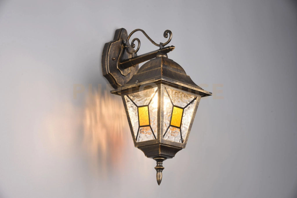 IMPERIA APPLIQUE DA ESTERNO DOWN 4 LATI FUSIONE DI ALLUMINIO RUGGINE E VETRO VERNICIATO EFFETTO GHIACCIO ED INSERTO GIALLO H. 45,5CM IP44 1 LUCE ATTACCO E27