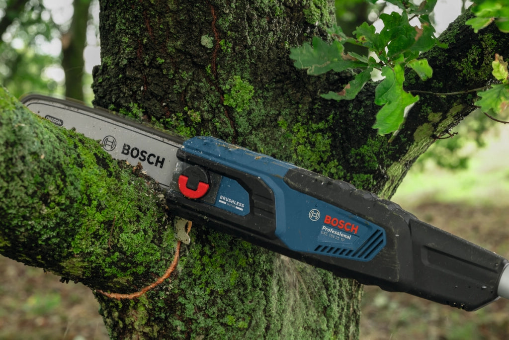 Bosch GKE 18V‑25 TP – Potatore a Batteria 18V Professional 25 cm solo corpo