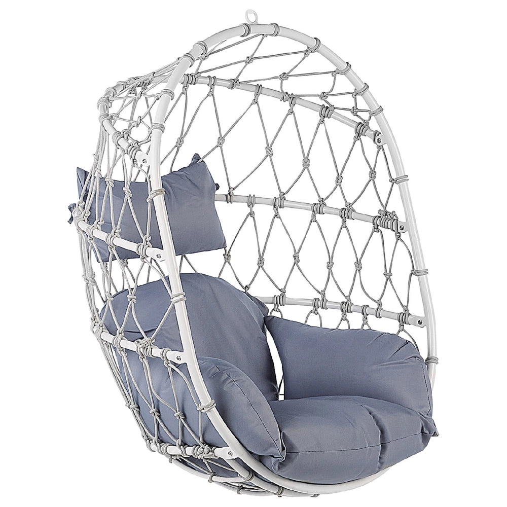 Sedia appesa bianca con supporto e morbido cuscino boho scandinavo