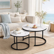 Set di 2 tavolini da caffè rotondi impilabili; effetto marmo bianco; piano in MDF