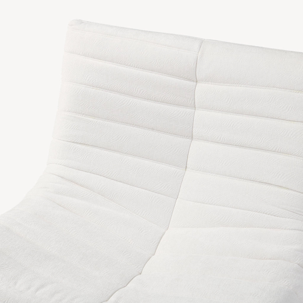 Poltrona Bassa Imbottita Kodsø con Rivestimento in Chenille 75x90x100 cm - Beige [en.casa]