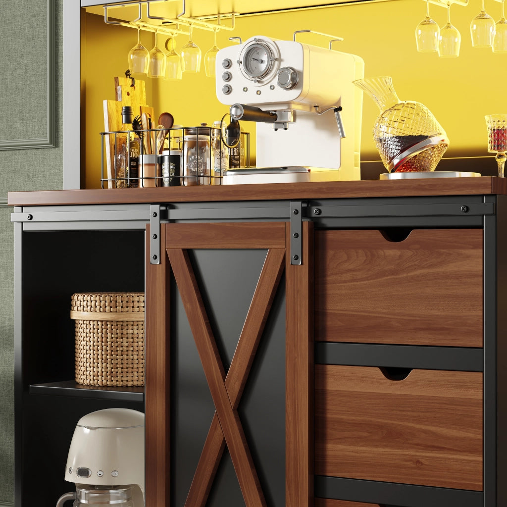 Credenza alta da cucina con 1 porta scorrevole; 1 cassetto; ripiani regolabili e LED per cucina in MDF; metallo e vetro; 104x40x180 cm; nero