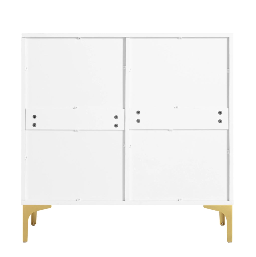 Credenza bianca in MDF con ante scanalate, cassetti e piedini metallici per ambienti ordinati