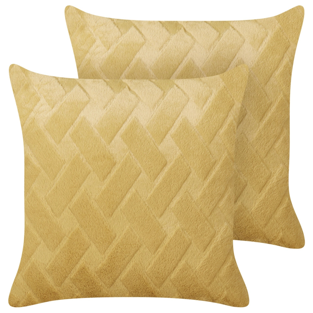 Set di 2 cuscini decorativi in pelliccia sintetica gialla 45 x 45 cm accessori d'arredamento motivo in rilievo