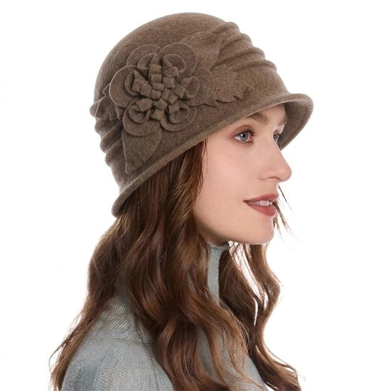 Cappello da Pesca in Lana 100% - Cappello da Pesca Donna - Cappello Vintage - Cappotto Caldo - Accento Fiorale Elegante - Sostenibile e Impermeabile