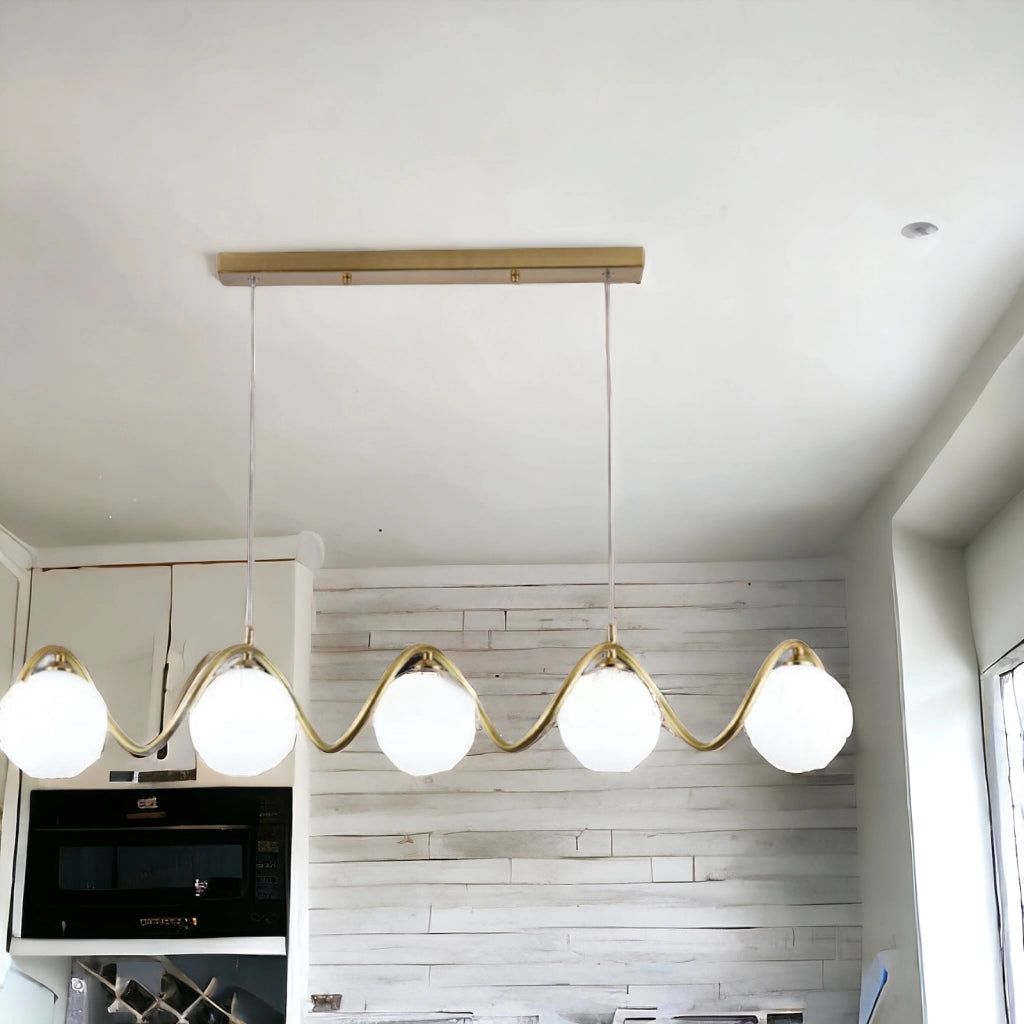 Lampadario a sospensione moderno da soffitto bronzo con 5 sfere in vetro bianco e attacco per lampadine G9