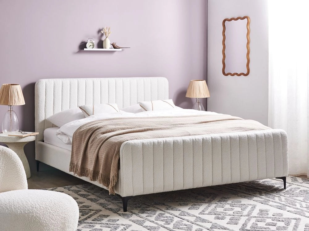 Letto in bouclé bianco sporco UE Matrimoniale 160 x 200 cm Testiera Imbottita con Gambe in metallo Design moderno