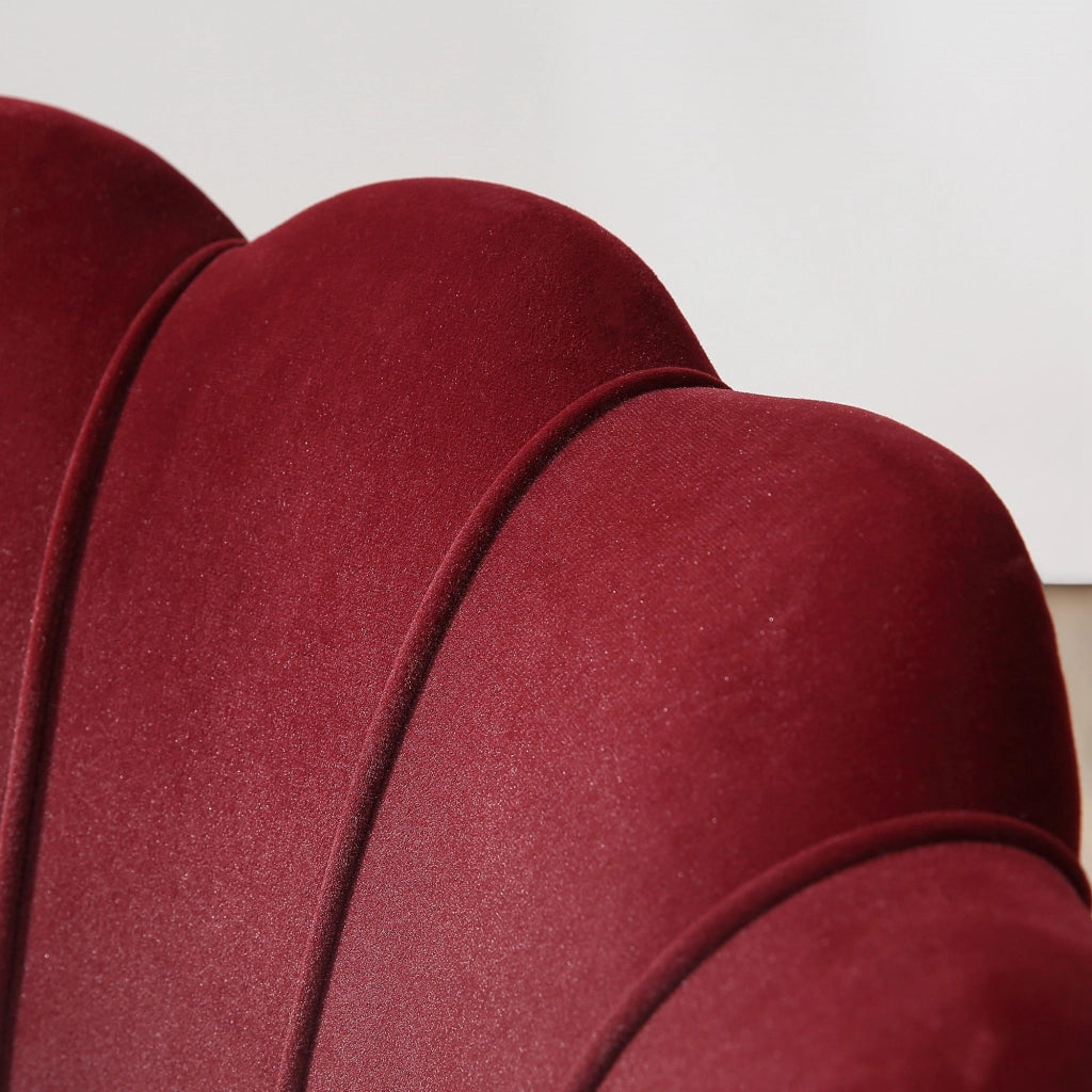 EasyComfort Poltrona a Conchiglia, Poltroncina Vintage, Poltroncina da Camera e Salotto, Design Elegante, con Schienale Alto, 76x67x74cm, Rosso Scuro