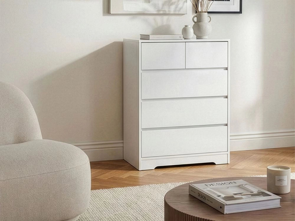 Cassettiera scandinava 5 cassetti piano in legno bianco in stile scandinavo