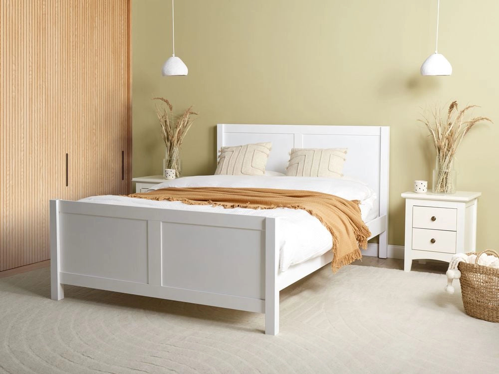 Letto Matrimoniale con Testiera Struttura a Doghe in Legno bianco 140 x 200 cm stile moderno