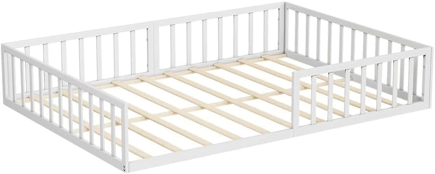Letto a pavimento Minno 140x200, letto bambini in metallo, letto Montessori con protezione anticaduta, bassa altezza d’ingresso, bianco