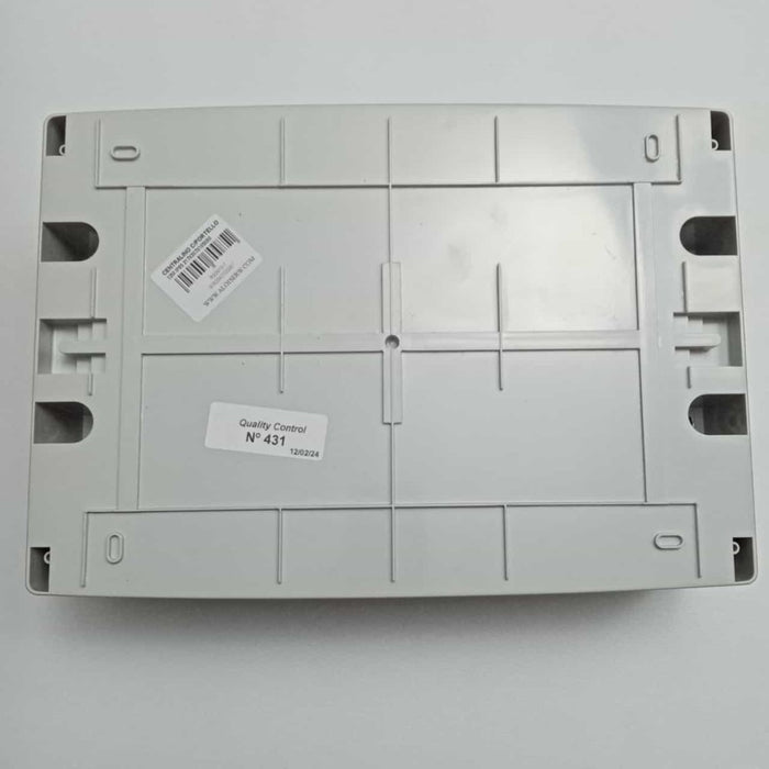 Centralino stagno cassetta da parete con sportello capienza 12 moduli ip65