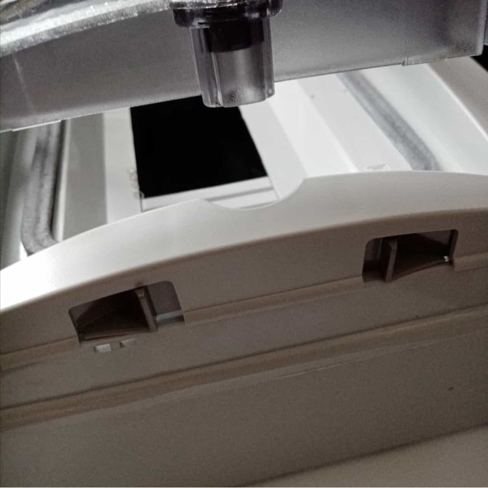 Centralino stagno cassetta da parete con sportello capienza 8 moduli ip65