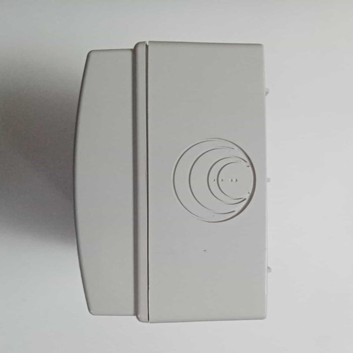 Centralino stagno cassetta da parete con sportello capienza 4 moduli ip65