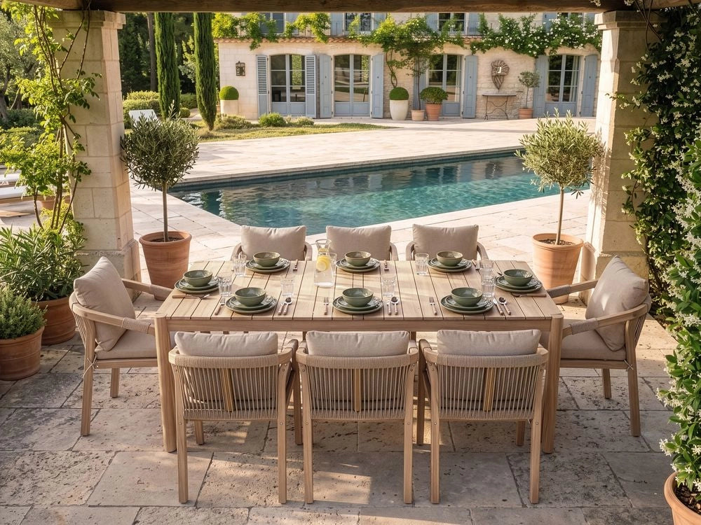 Set da pranzo da esterno composto da tavolo e 8 sedie in legno di acacia color marrone chiaro, con piano rettangolare in stile rustico da giardino