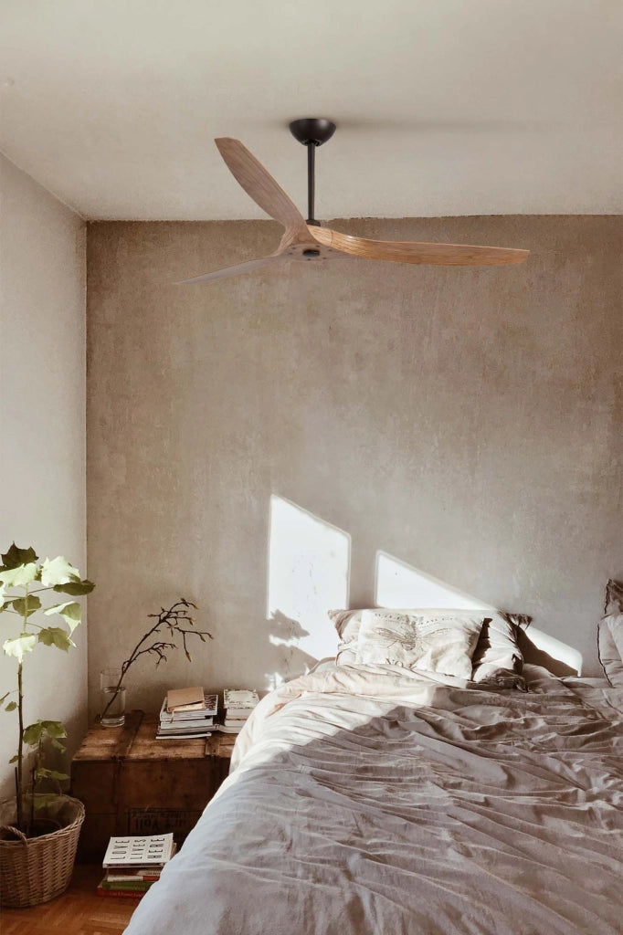 FARO Ventilatore a soffitto con pale in legno acciaio marrone motore DC luce integrata 5 velocita telecomando per 176–28 m² per soffitti inclinati FARO-33519