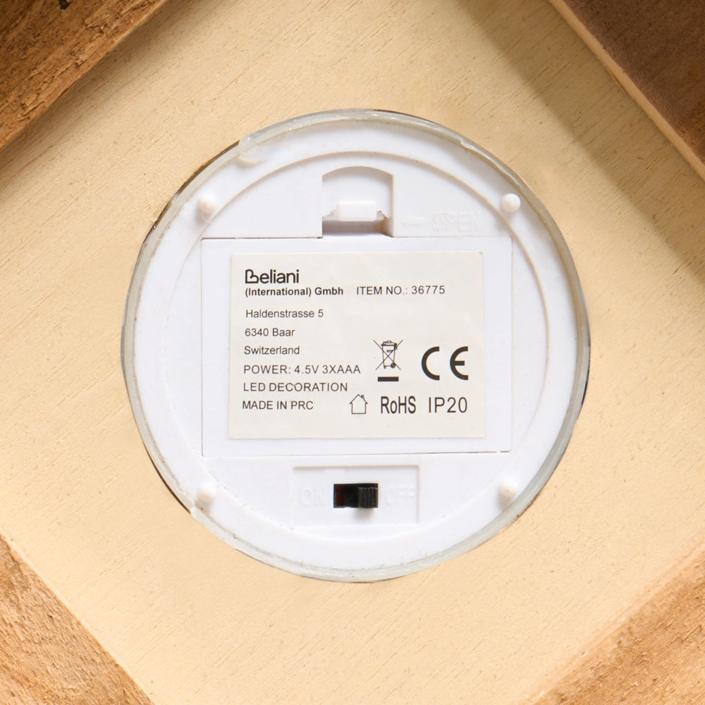 Lanterna LED in legno di abete marrone chiaro Decorazione natalizia tradizionale fatta a mano