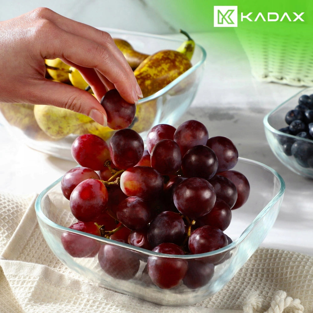 Ciotola per insalata KADAX, ciotola in vetro per snack, insalate e frutta, quadrata, 16 cm.