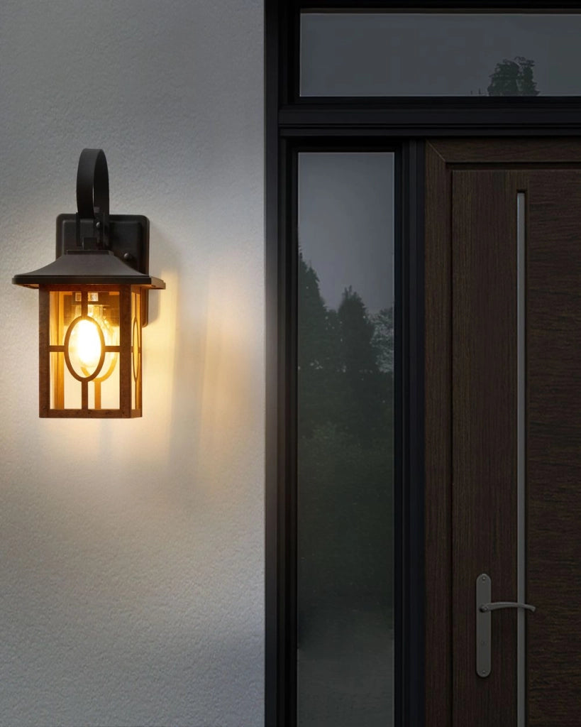 Lampada da parete per esterni Brown Sconce Metallo Ferro Alluminio Vetro Opaco Design Tradizionale Giardino Patio