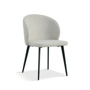 Sedia rivestita in tessuto per sala da pranzo, colore beige. Collezione HARDIN