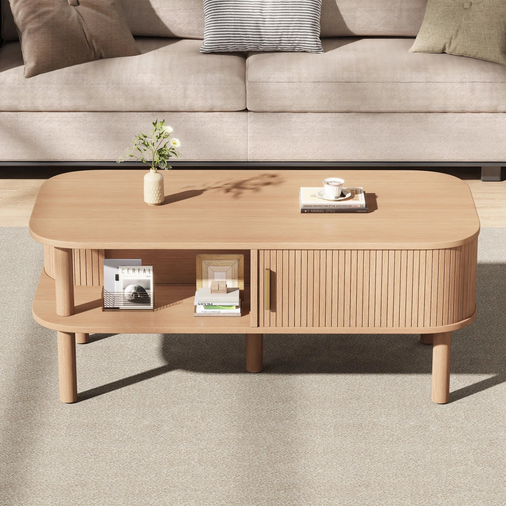Tavolino, in MDF, con ante scorrevoli e ripiani a vista, 110 x 55 x 45 cm, color legno naturale