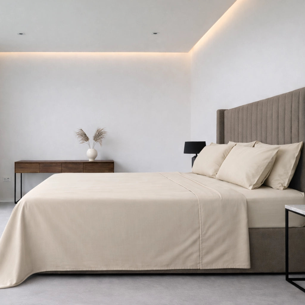 Sarenina, set Completo Letto Piazza e Mezza in Policotone, Bianco Ecrù