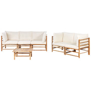 Set da giardino modulare con divani a 3 posti e a 2 posti e tavolino in bambù naturale con cuscini bianchi elegante per esterno