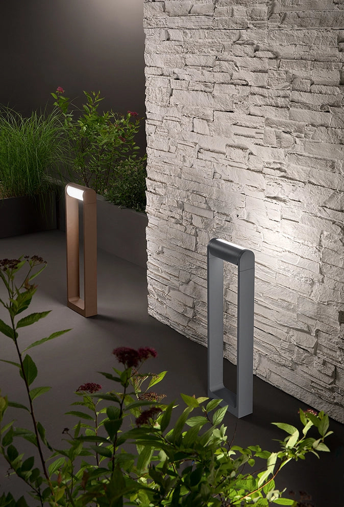Paletto LED per esterni 12W 3000K, struttura in alluminio verniciato a polvere color Antracite opaco, design moderno orientabile IP65 - Perenz
