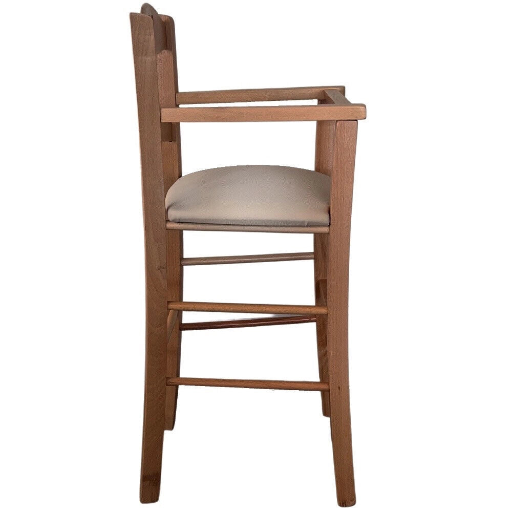 Seggiolone in legno color noce chiaro con seduta imbottita in similpelle tortora