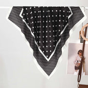 Eleganti e trendy sciarpe di seta da donna, realizzate in pura seta.