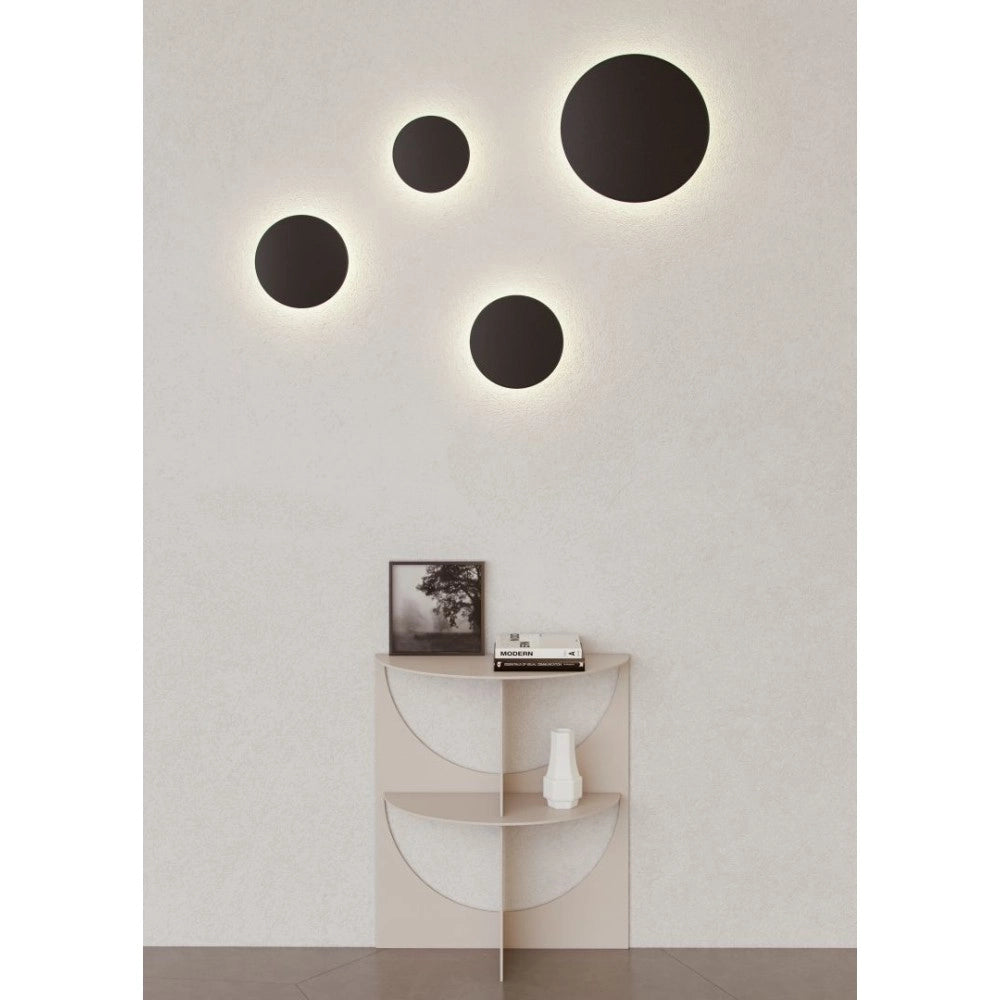 Mac Wall XL Nero - Applique a led da muro 20W CCT Switch 2700K/3200K/4000K in alluminio, Luce murale a 360 Gradi - Beneito & Faure