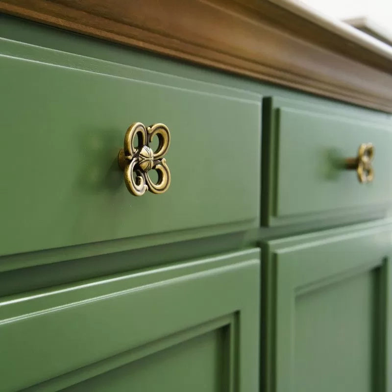 Madia credenza 4 porte 4 cassetti legno shabby verde e noce 200x45x93 - Mobili 2G