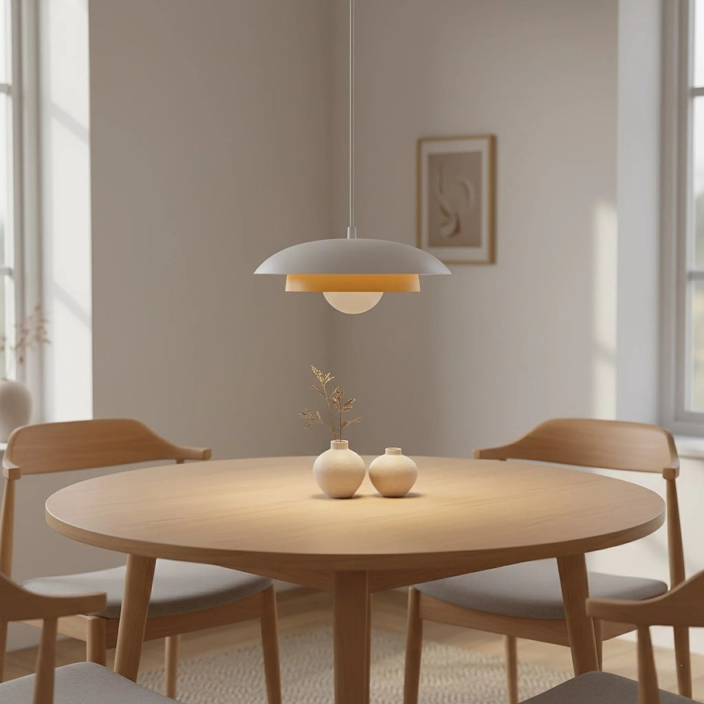 Lampada a sospensione SKIN con paralume bianco e interno arancione
