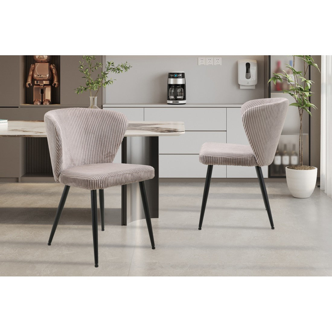 Sedia da pranzo TORONTO – Velluto a coste sabbia – Gambe in metallo nero – Stile design