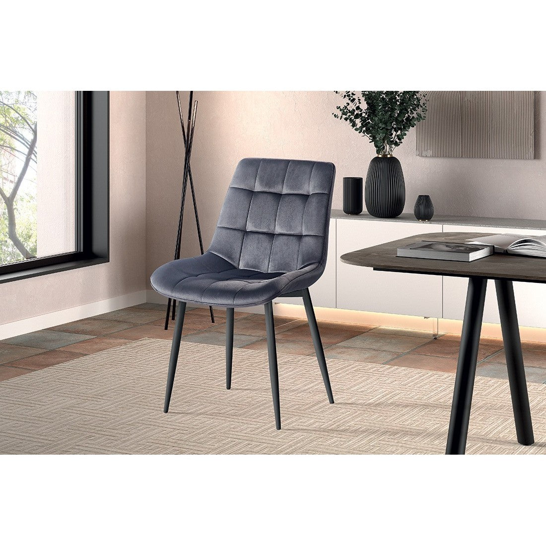 Sedia da pranzo in velluto con gambe in metallo color taupe KALI