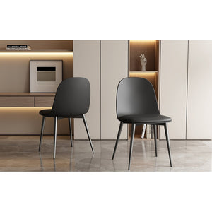 Sedia ''JASMON'' cuscino in PU Nero, dimensioni H81 x L51 x P44, ideale per la tua cucina o sala da pranzo.