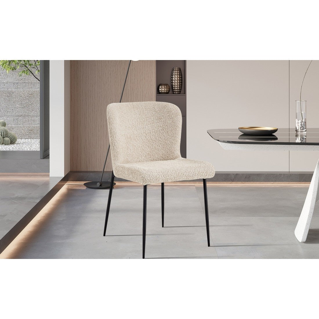 Sedia rivestita in Bouclé per sala da pranzo colore Beige. Collezione LISE