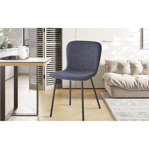 Sedia rivestita in tessuto bouclé per sala da pranzo colore grigio scuro. Collezione ALCAN