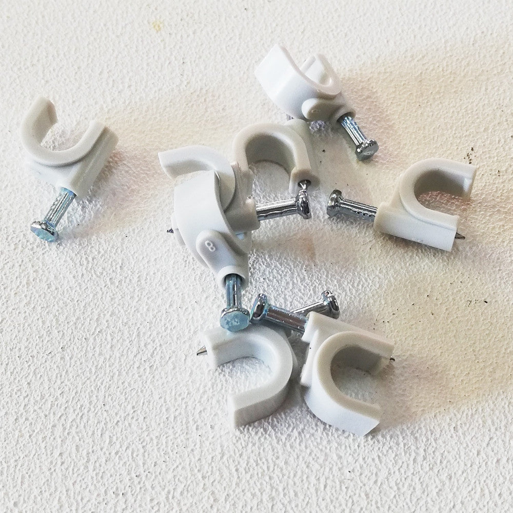 Chiodini 3-4mm box da 100pz graffette fissacavo colore grigio ral 7035