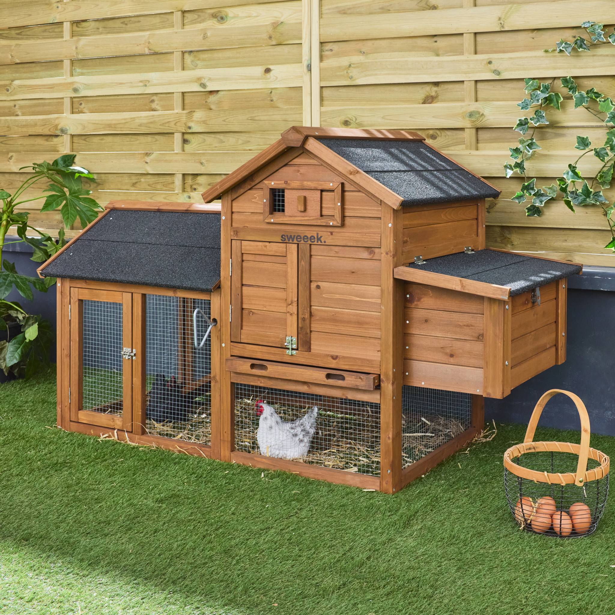 Pollaio in legno con recinto per 3 galline, marrone naturale